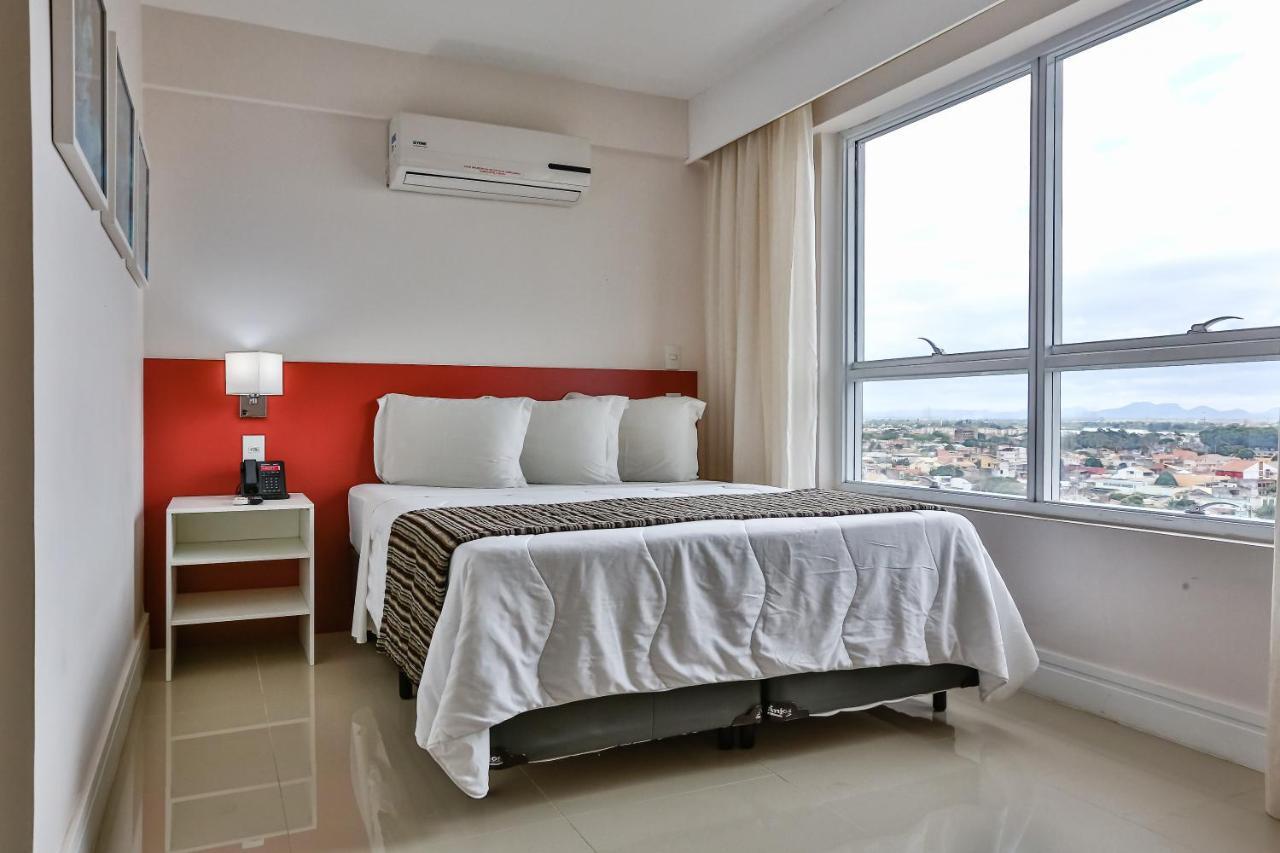 קמפוס Ramada Hotel & Suites Campos Pelinca מראה חיצוני תמונה