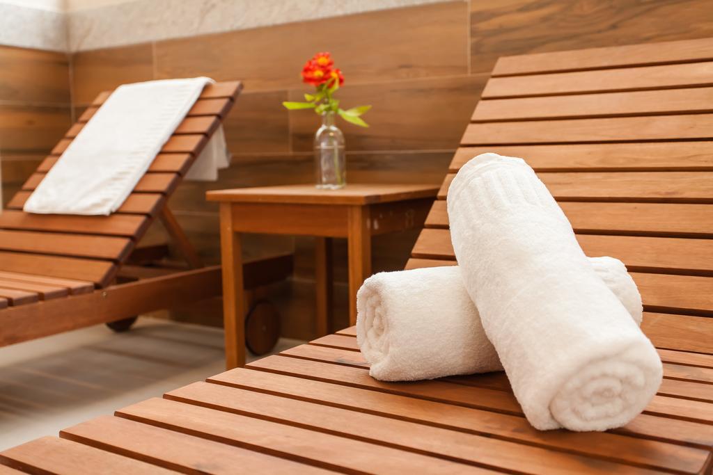 קמפוס Ramada Hotel & Suites Campos Pelinca מראה חיצוני תמונה