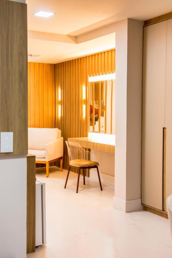 קמפוס Ramada Hotel & Suites Campos Pelinca מראה חיצוני תמונה