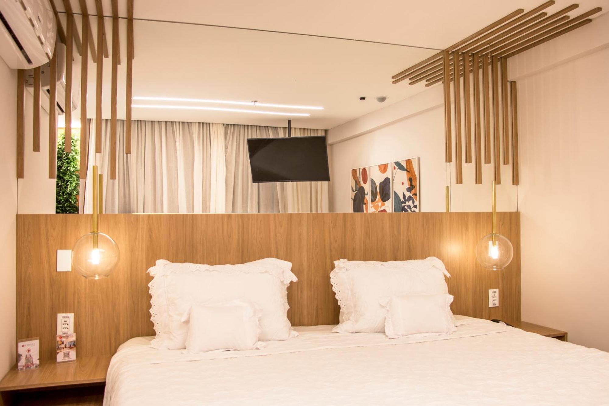 קמפוס Ramada Hotel & Suites Campos Pelinca מראה חיצוני תמונה